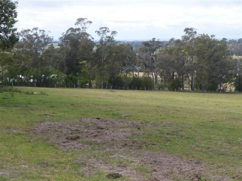 2/ Fischers Lane, Ellaswood VIC 3875