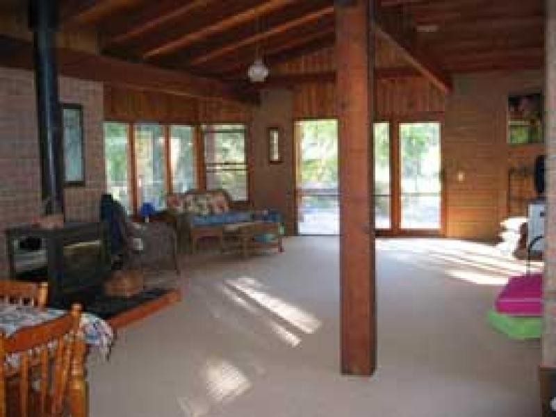 2 Sylvia Court, Mallacoota VIC 3892