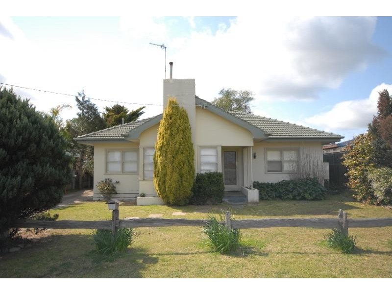 13 O’brien Street, Bairnsdale VIC 3875