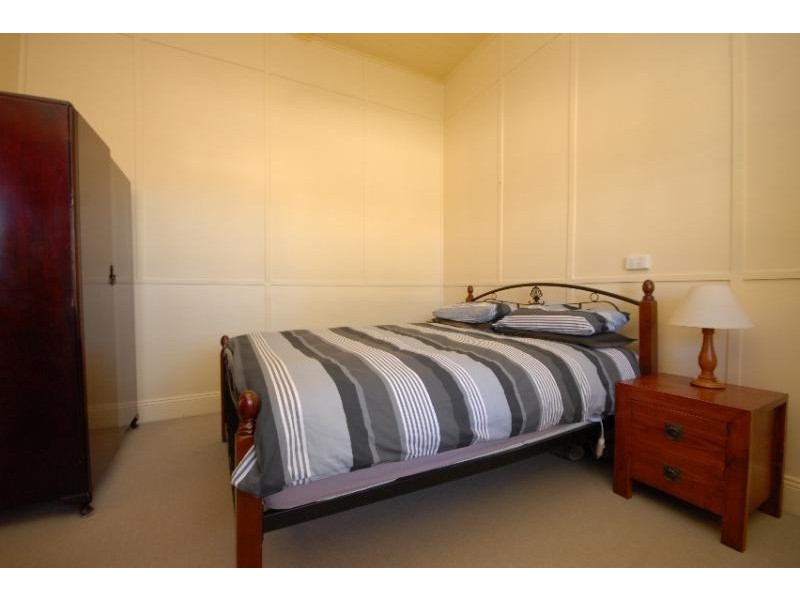 18 Bull Street, Bairnsdale VIC 3875
