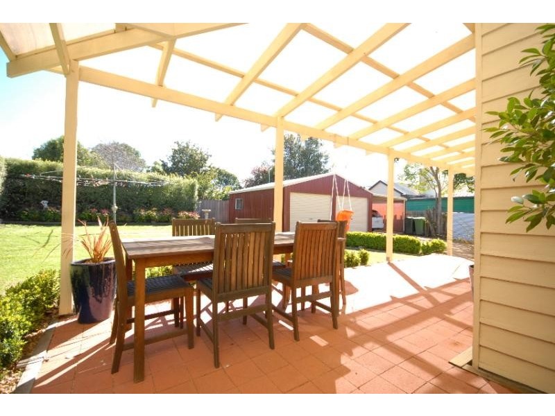 18 Bull Street, Bairnsdale VIC 3875