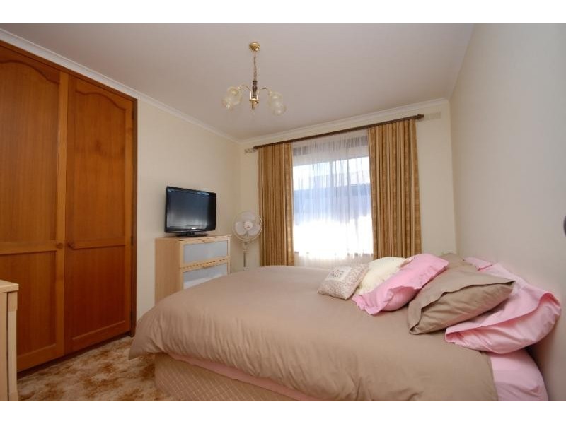 43 Calvert Street, Bairnsdale VIC 3875