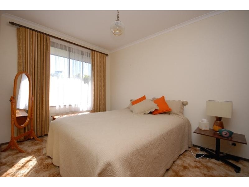 43 Calvert Street, Bairnsdale VIC 3875