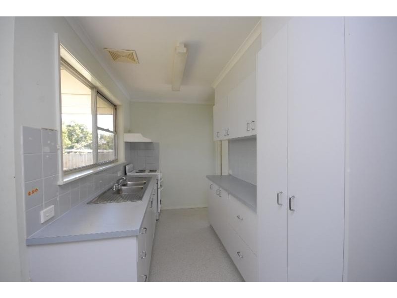 25 Cameron Crescent, Bairnsdale VIC 3875