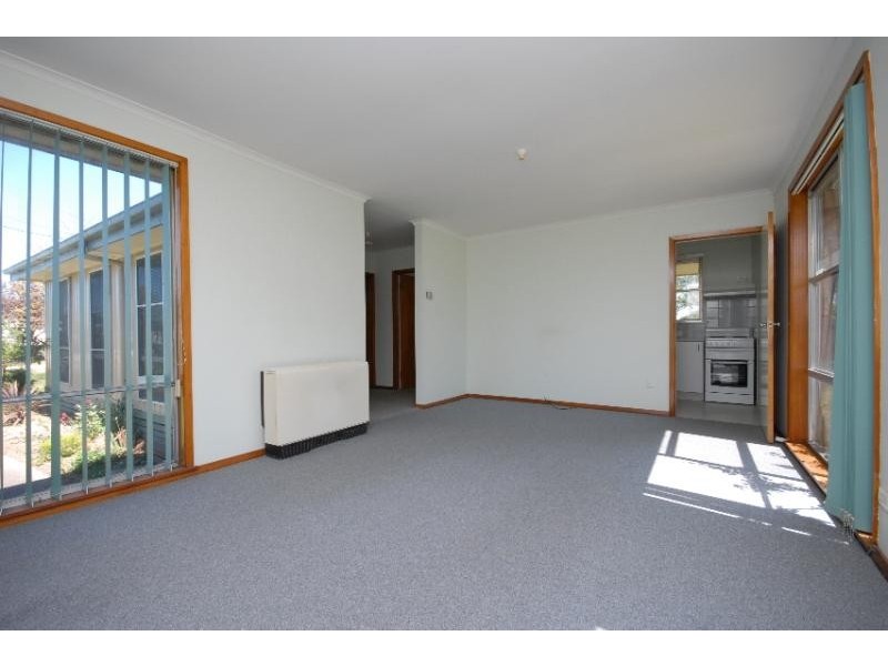 25 Cameron Crescent, Bairnsdale VIC 3875