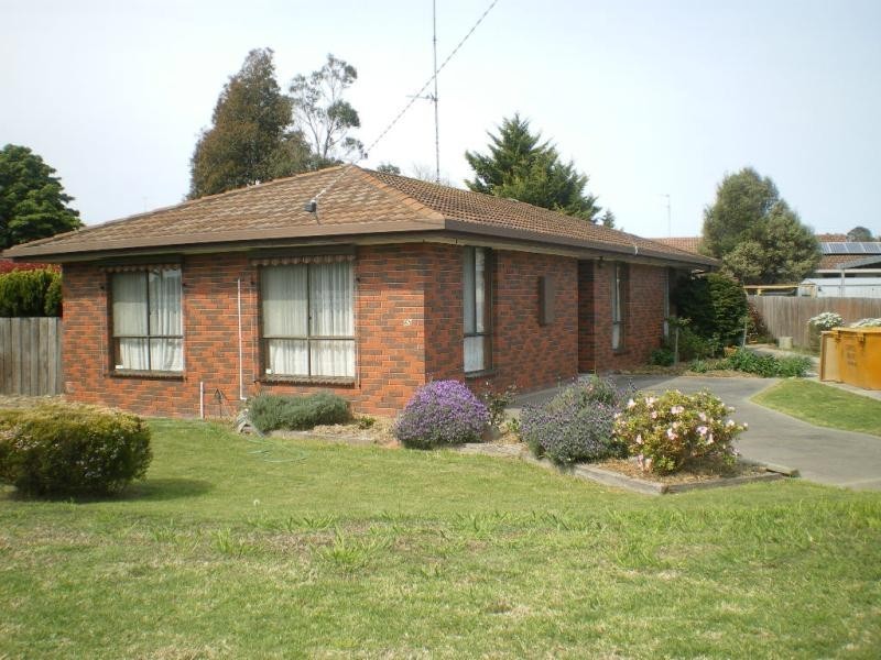 65 Bredt Street, Bairnsdale VIC 3875