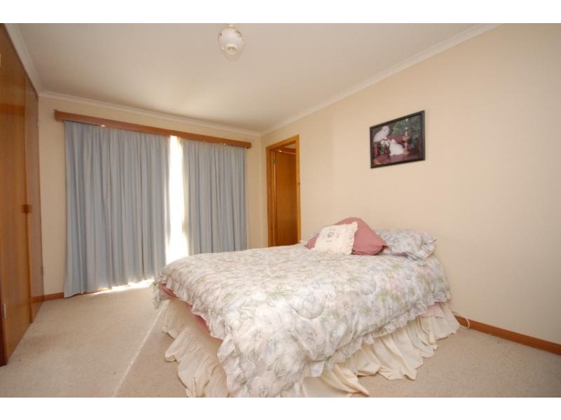 40 Counihan Street, Wy Yung VIC 3875