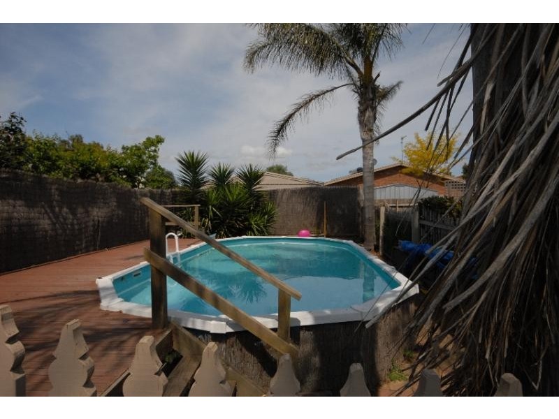 7 Morekana Crescent, Bairnsdale VIC 3875