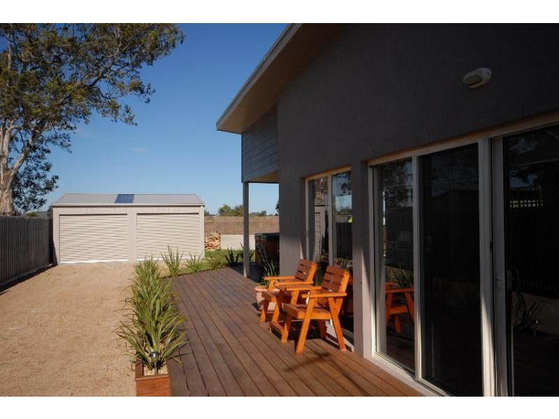 18 Windsor Court, Bairnsdale VIC 3875