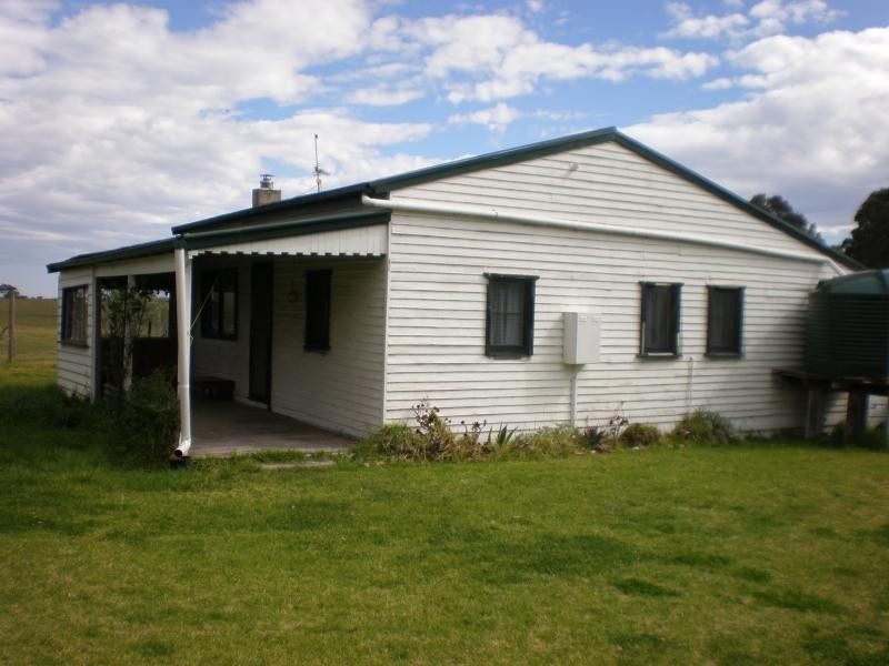 11 Harmans Road, Johnsonville VIC 3902