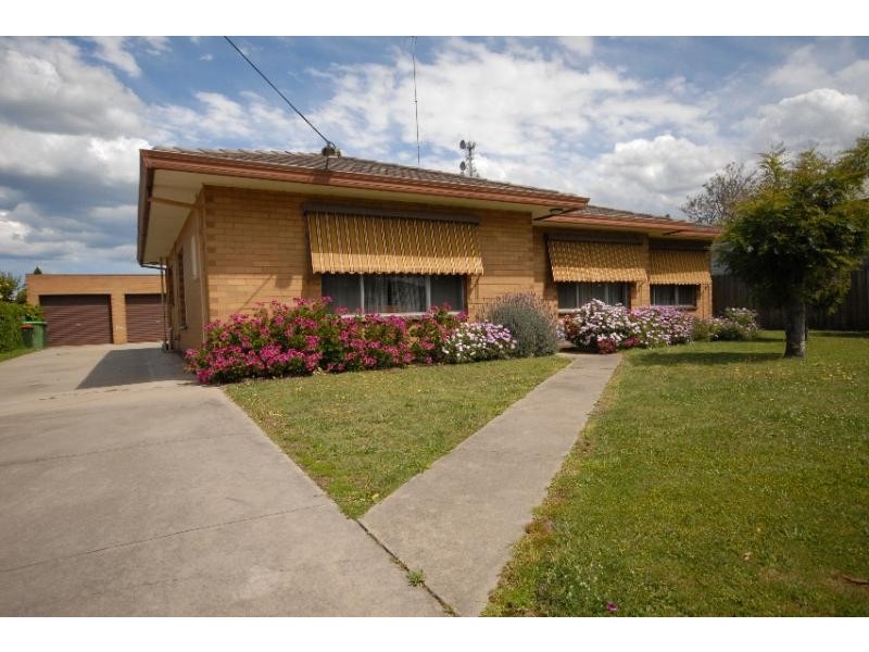 45 Pearson Street, Bairnsdale VIC 3875