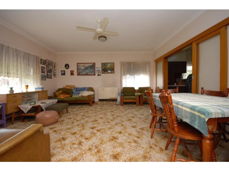 45 Pearson Street, Bairnsdale VIC 3875