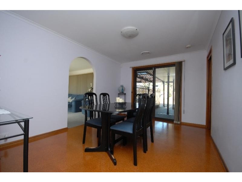 5 Woodward Street, Wy Yung VIC 3875