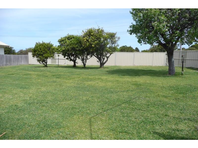 6 Ashley Street, Paynesville VIC 3880