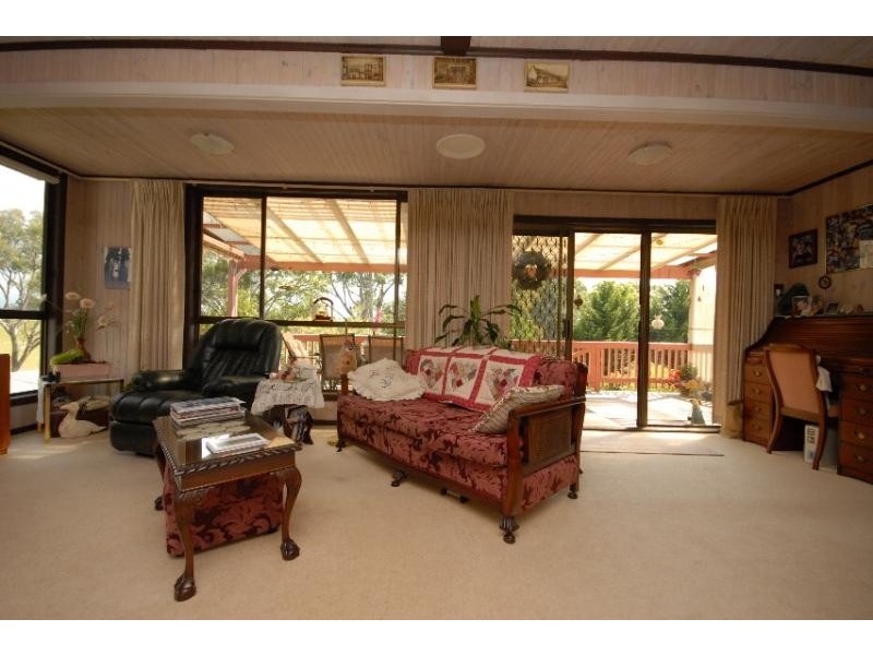 10 Hoskin Street, Eagle Point VIC 3878