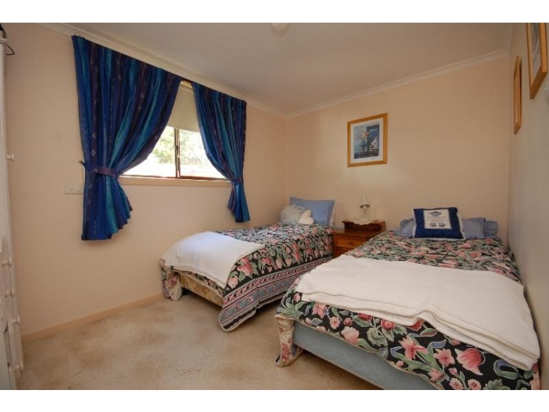 10 Hoskin Street, Eagle Point VIC 3878