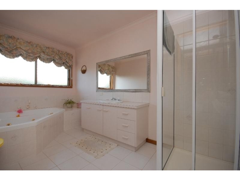 16 Taylor Street, Bairnsdale VIC 3875