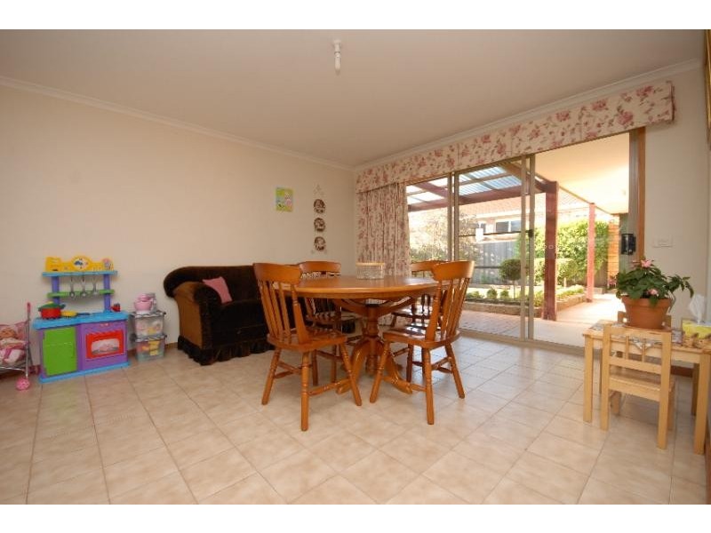 16 Taylor Street, Bairnsdale VIC 3875