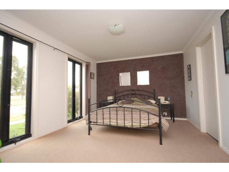 26 Balmoral Crescent, Bairnsdale VIC 3875