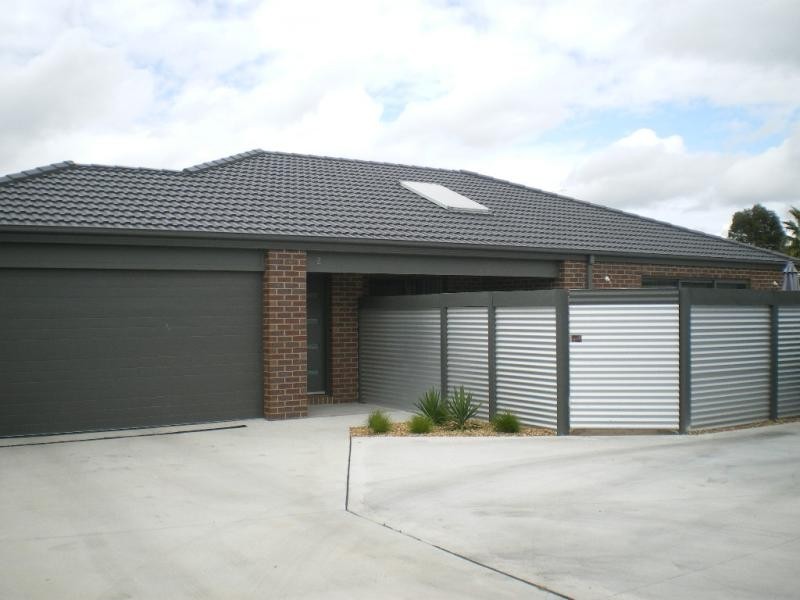 2/75 Mitchell Street, Bairnsdale VIC 3875