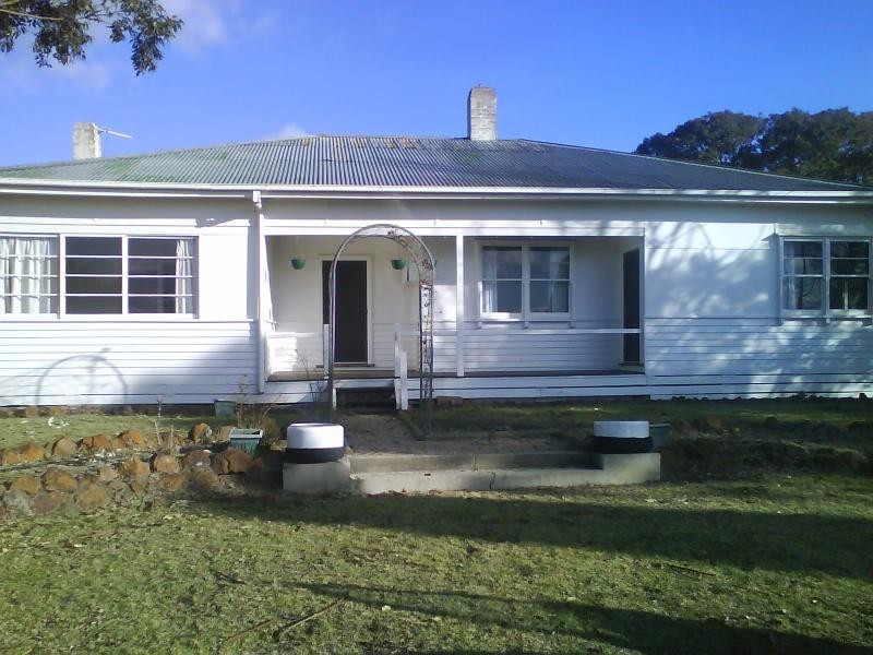 2615 Princes Highway, Lindenow South VIC 3875