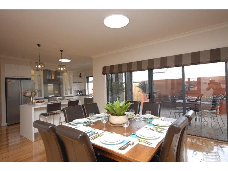 2 Morton Drive, Bairnsdale VIC 3875