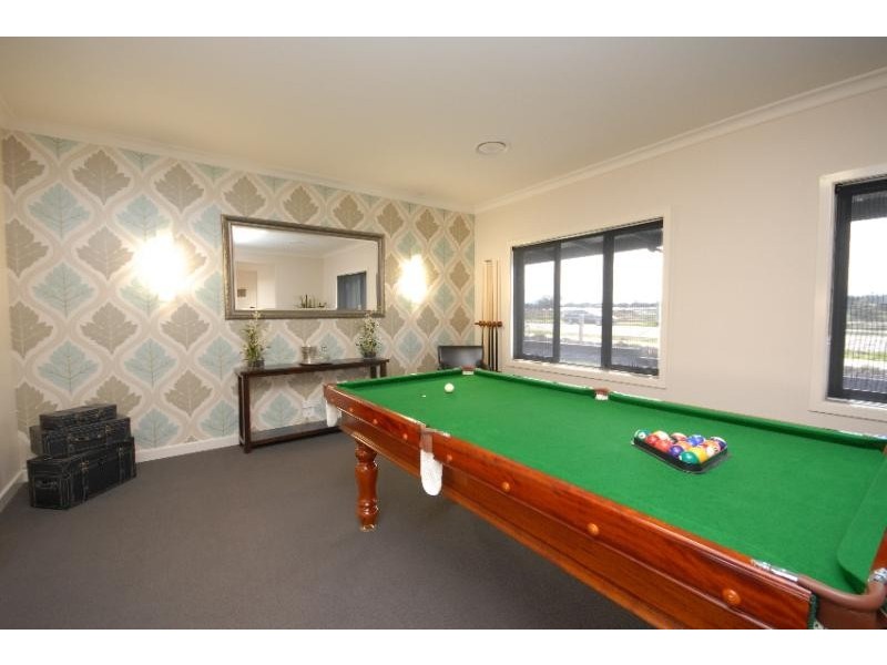 2 Morton Drive, Bairnsdale VIC 3875