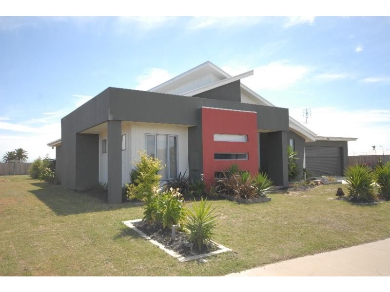 3 Eagle Bay Terrace, Paynesville VIC 3880