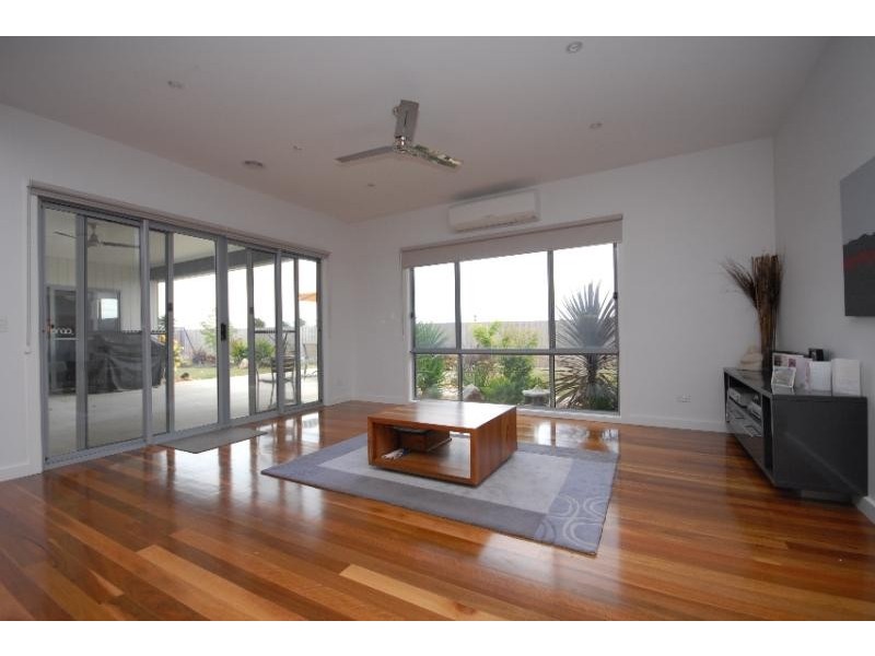 3 Eagle Bay Terrace, Paynesville VIC 3880