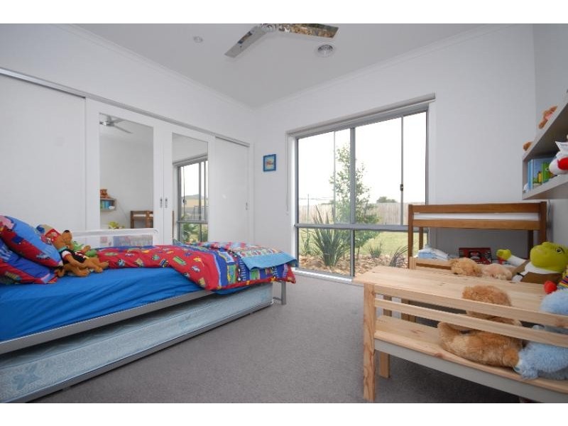 3 Eagle Bay Terrace, Paynesville VIC 3880