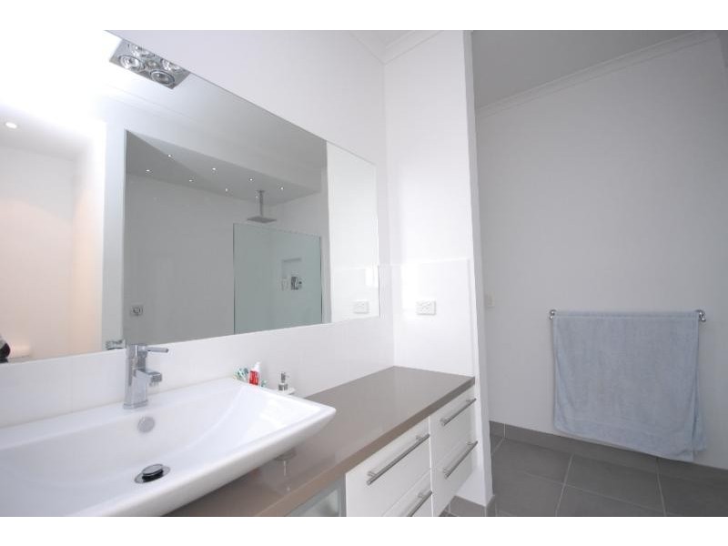 3 Eagle Bay Terrace, Paynesville VIC 3880