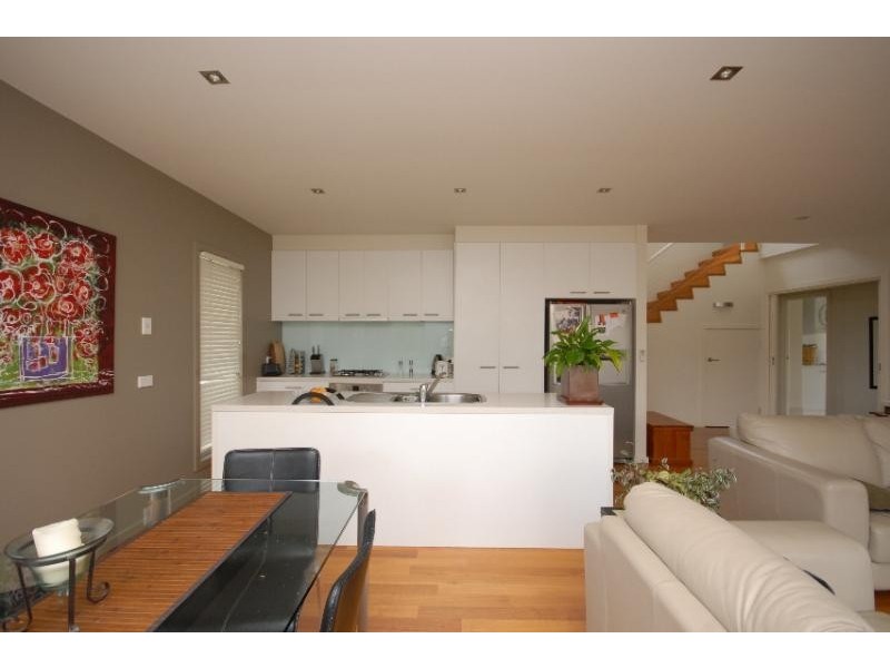 10/17 Mitchell Street, Paynesville VIC 3880