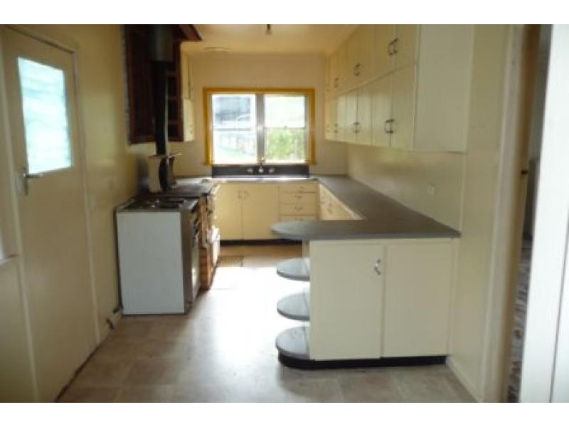 71 Main Street, Buchan VIC 3885