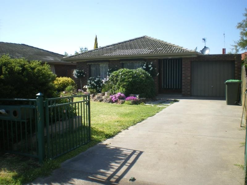 Unit 2/107 Pearson Street Bairnsdale, Bairnsdale VIC 3875