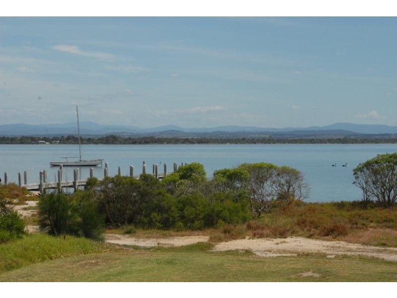 171 Bay Road, Eagle Point VIC 3878