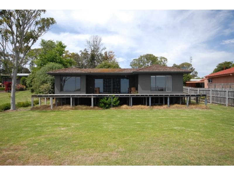 171 Bay Road, Eagle Point VIC 3878