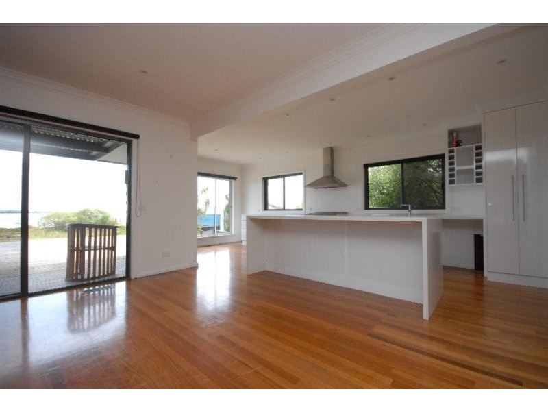 171 Bay Road, Eagle Point VIC 3878