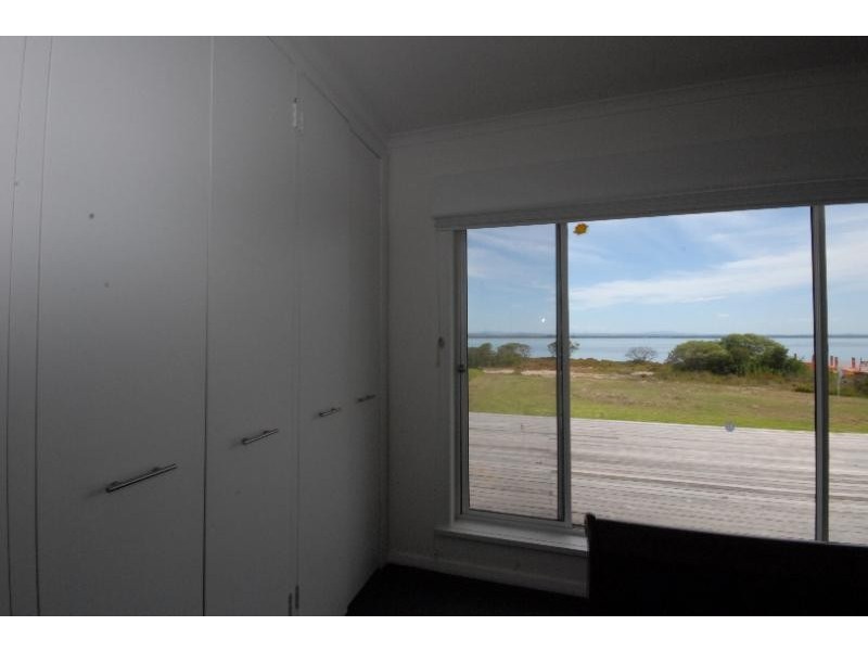 171 Bay Road, Eagle Point VIC 3878