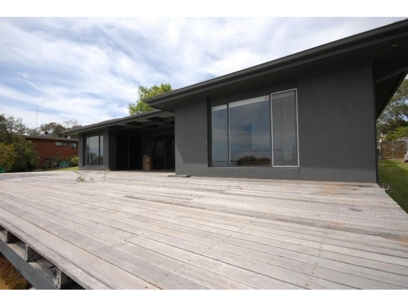171 Bay Road, Eagle Point VIC 3878