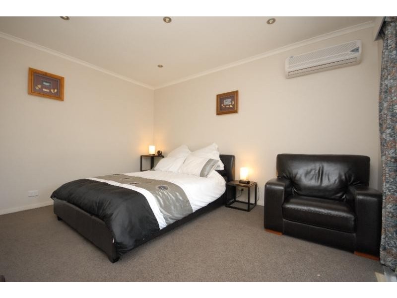 20 Pearson Street, Bairnsdale VIC 3875