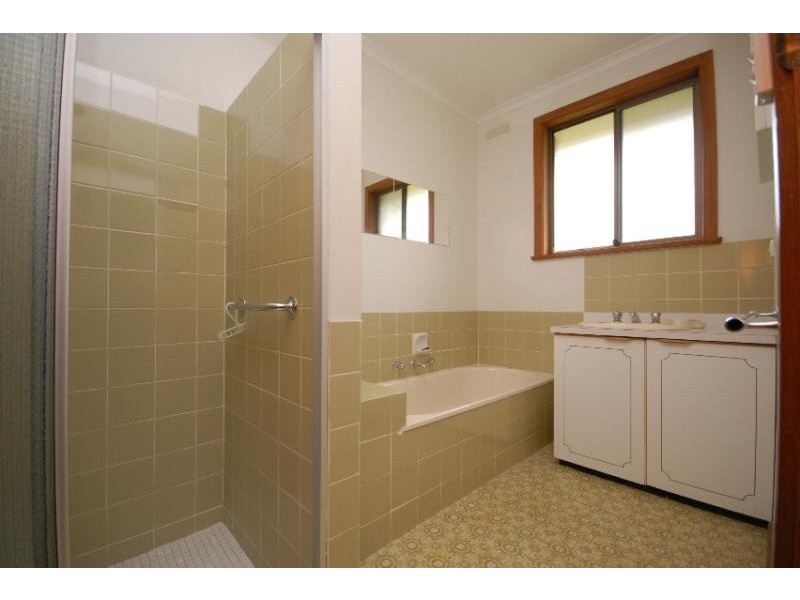 65 Bredt Street, Bairnsdale VIC 3875