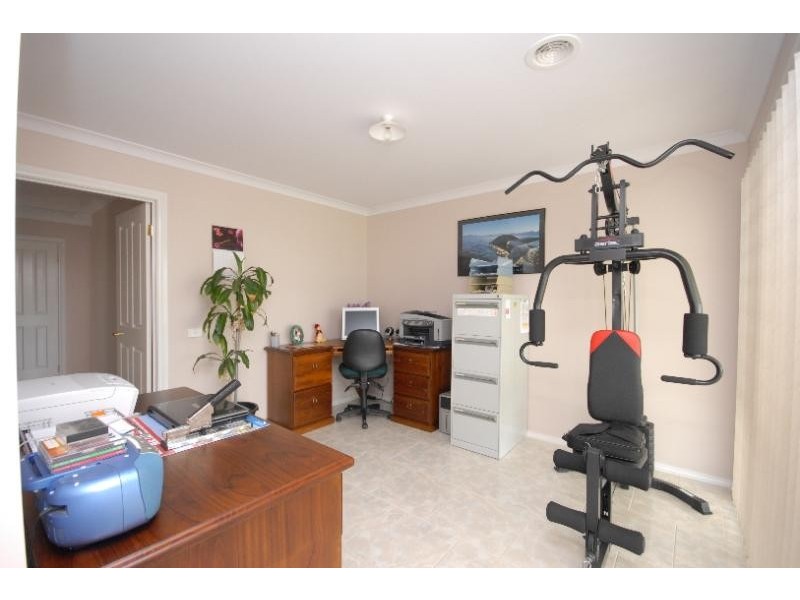 67 Gatehouse Drive, Bairnsdale VIC 3875