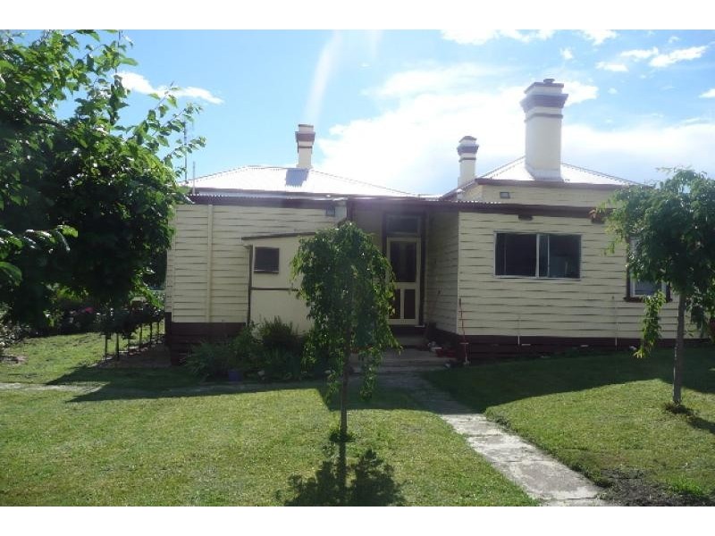 2 Besley Street, Bruthen VIC 3885