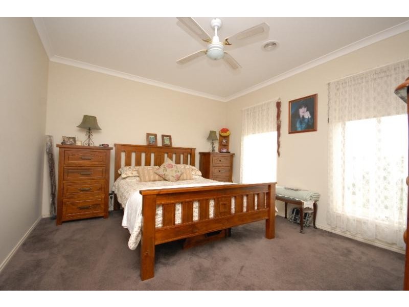 11 Clematis Court, Bairnsdale VIC 3875