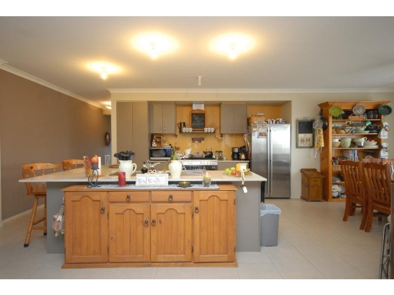 11 Clematis Court, Bairnsdale VIC 3875