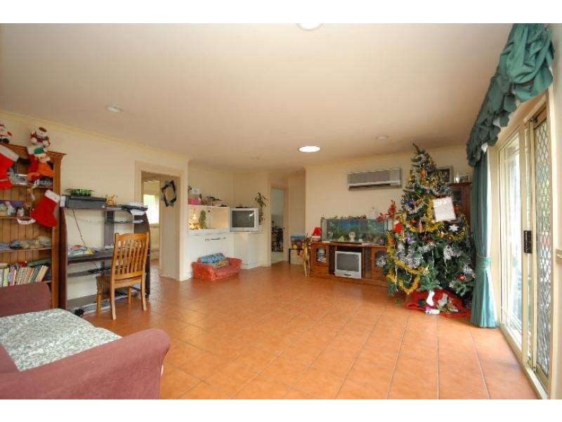 95 Howitt Avenue, Bairnsdale VIC 3875