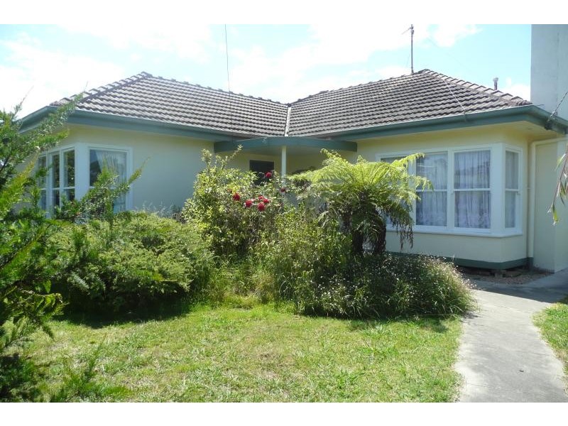 1 Grosvenor Court, Bairnsdale VIC 3875