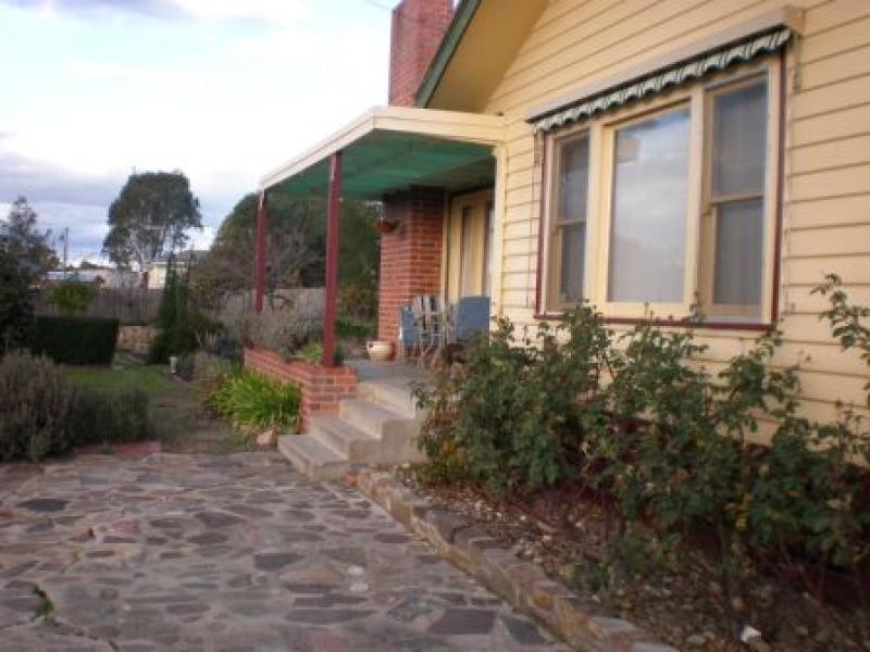 13 Goodman Street, Bairnsdale VIC 3875