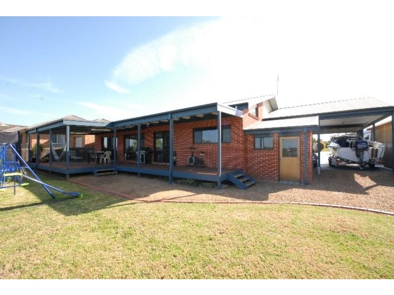 15 Bluff Court, Bairnsdale VIC 3875