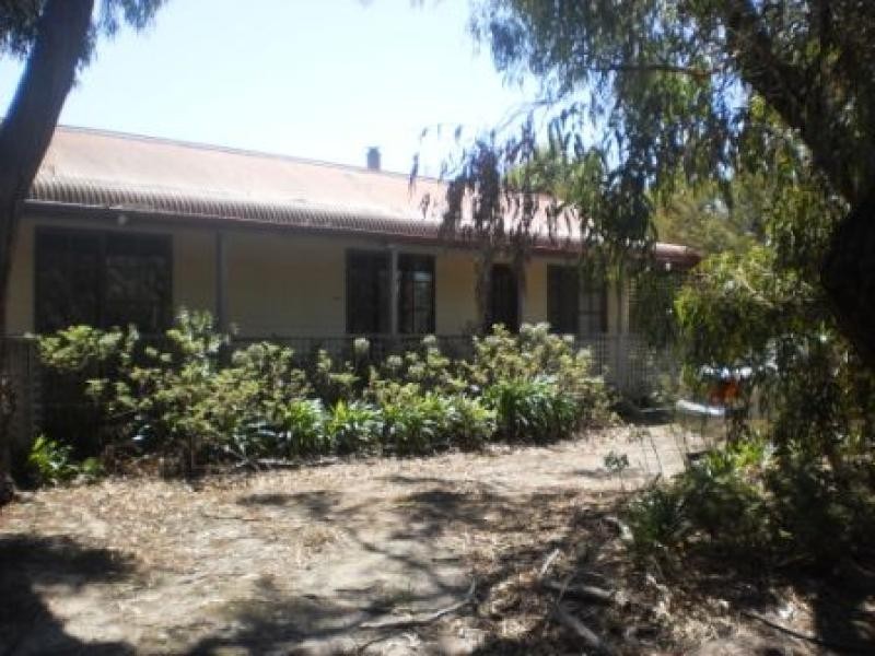 12 Gravelly Point Road12 Gravelly Point Road, Raymond Island VIC 3880